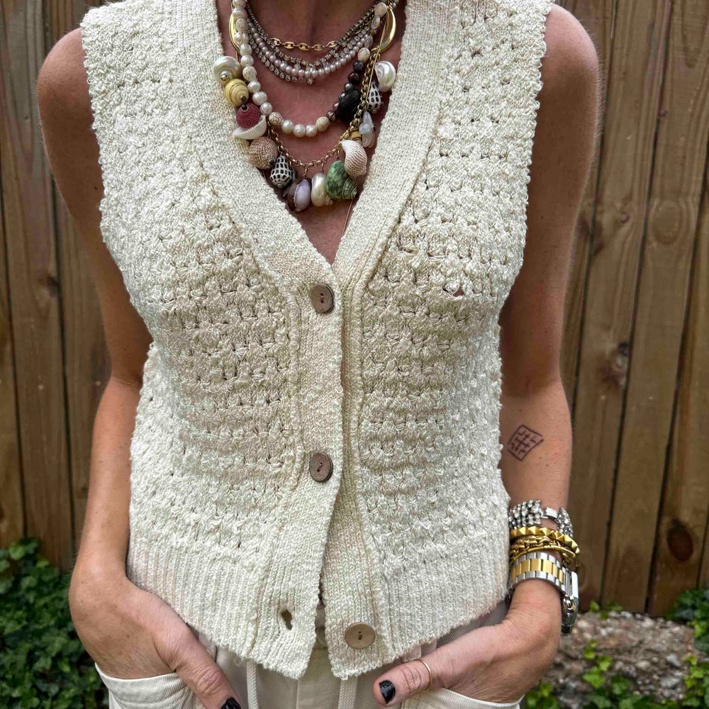 
                      
                        New Knitted Vest - Cream
                      
                    