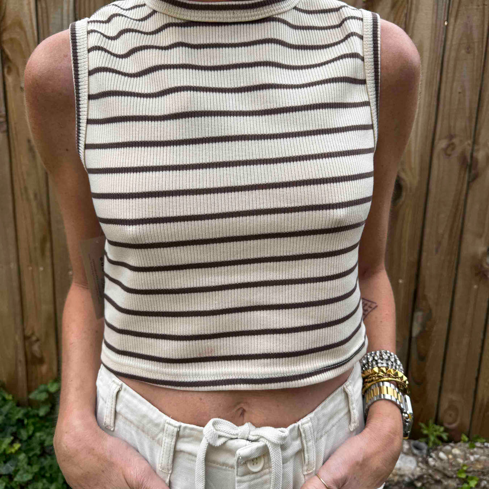 
                      
                        New Striped Knitted Sleeveless Top
                      
                    