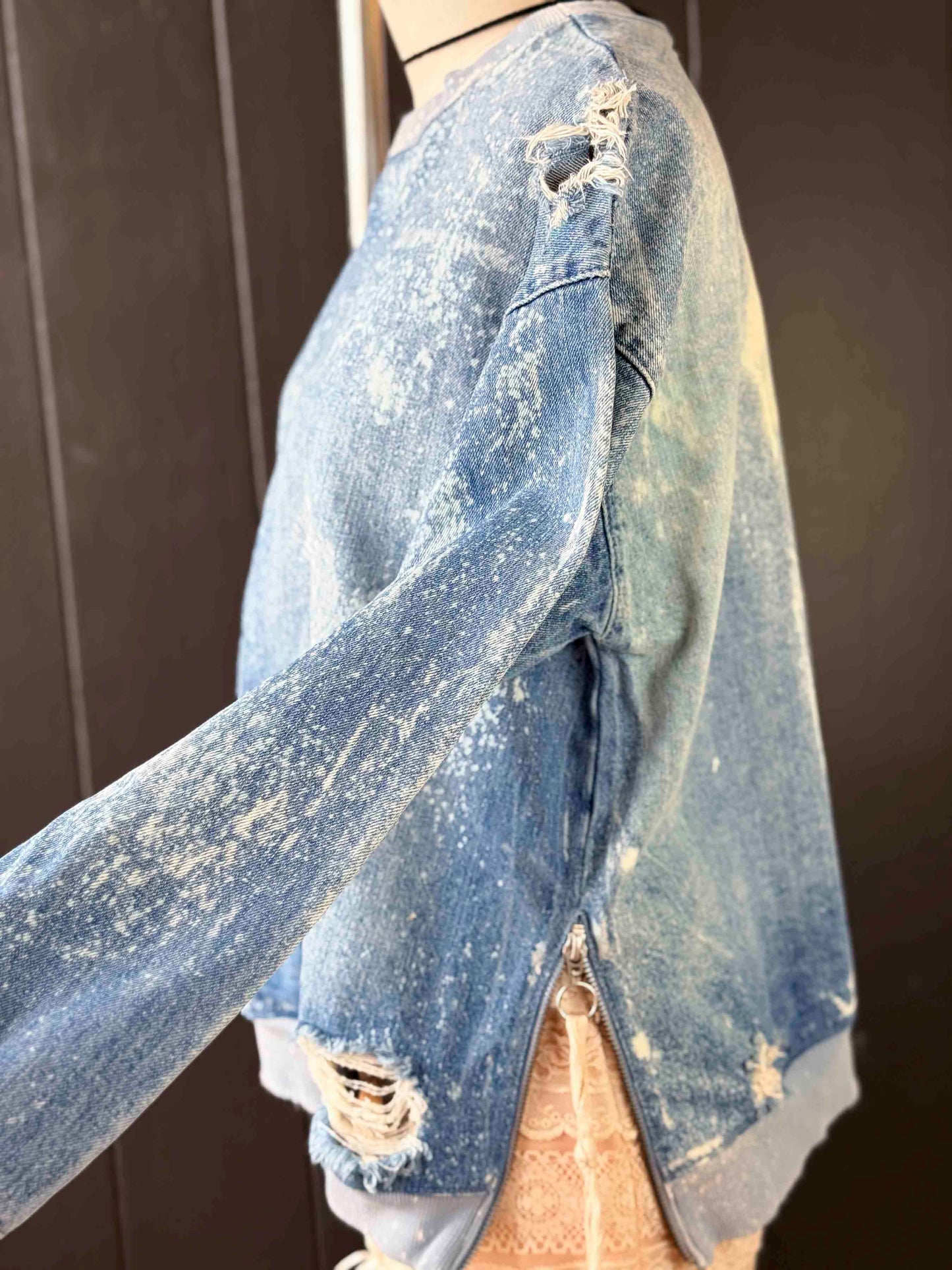 Mode Edit Pre-loved Denim Sweatshirt With Side Zippers - Size S