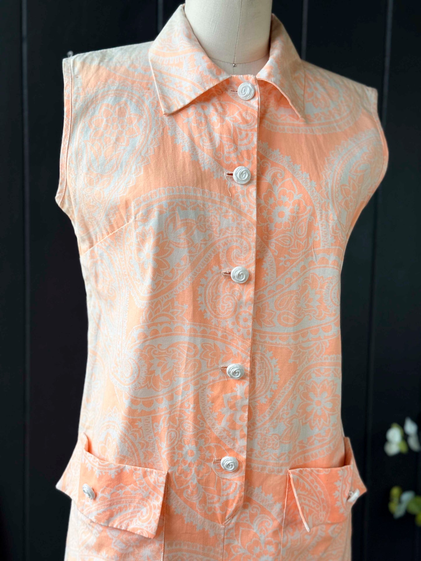 Vintage Peach Paisley Romper With White Rose Buttons - Size S