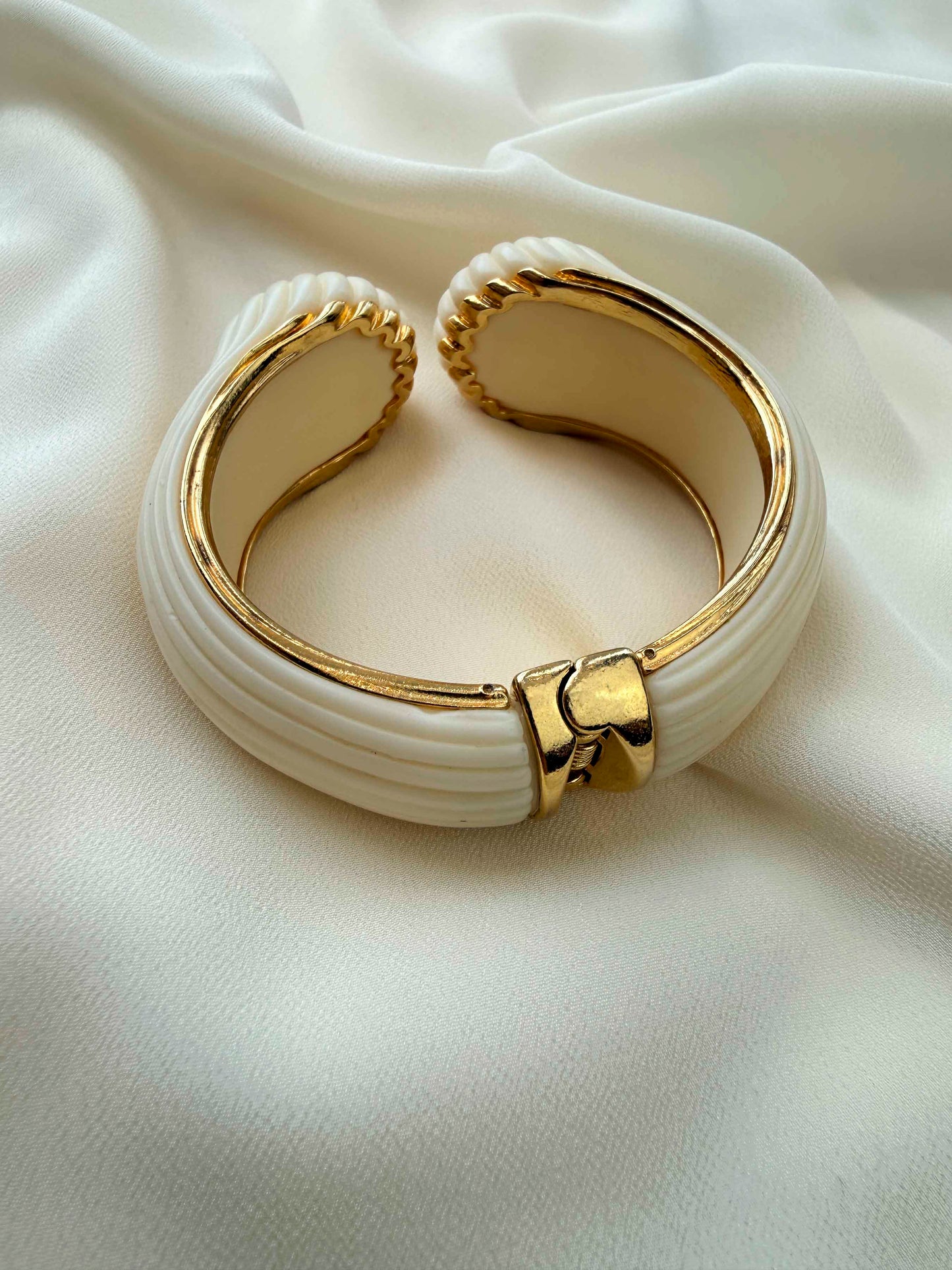 Pre-loved Carolina Valencia White And Gold Cuff With Rhinestones