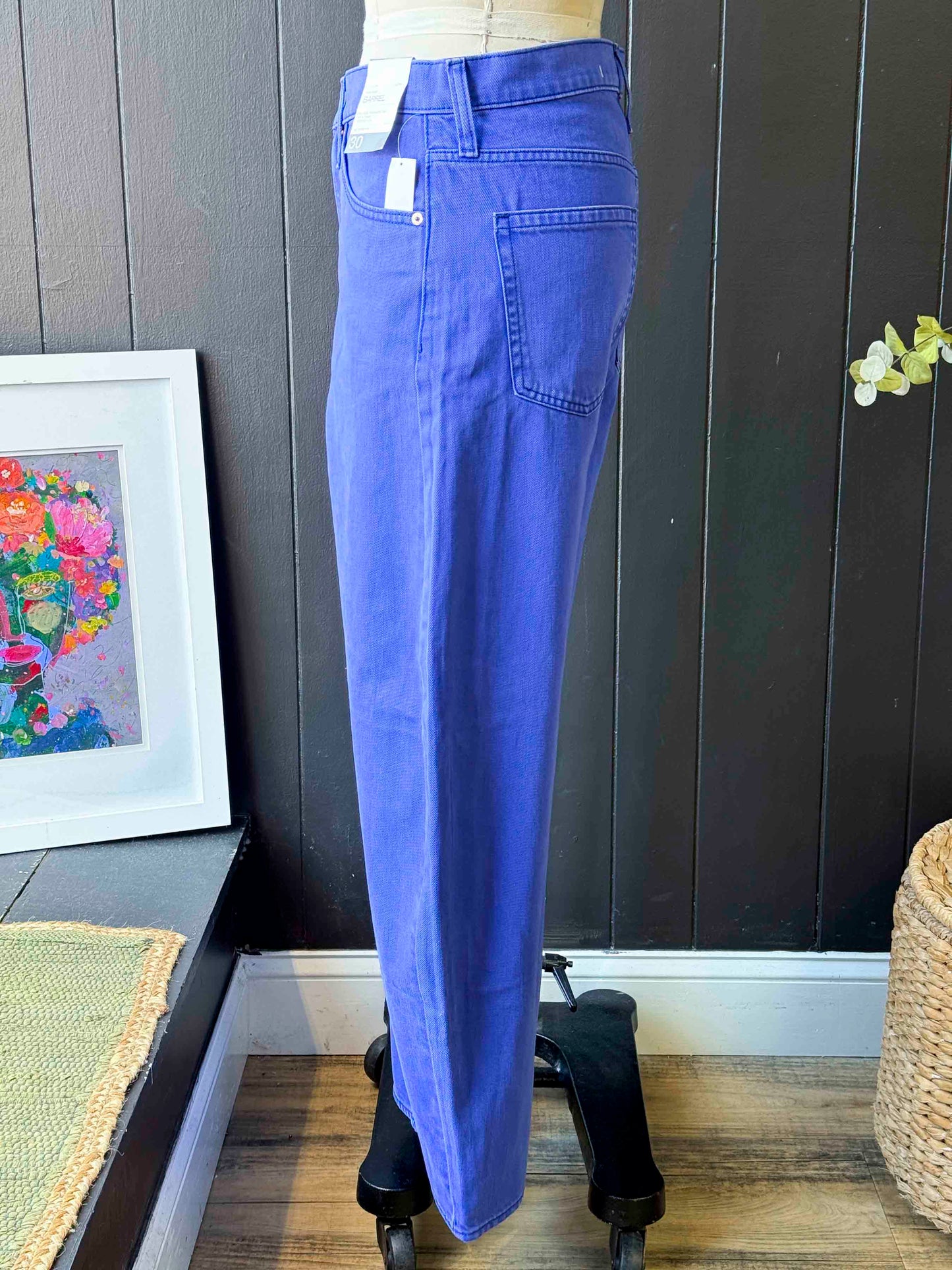 New With Tags Blue Gap Barrel Jeans -Size L