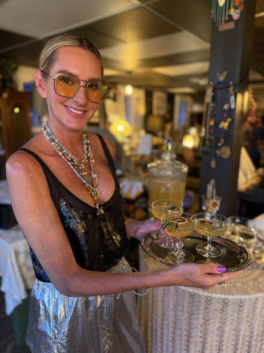 Mode After Dark: Speakeasy Shopping Experience