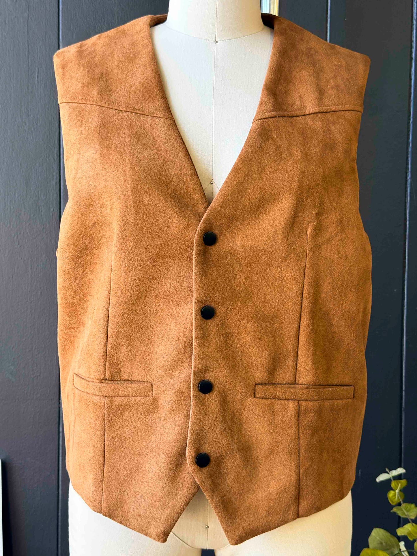Preloved PJ Peter Jones Faux Suede Brown Snap Vest - Size L