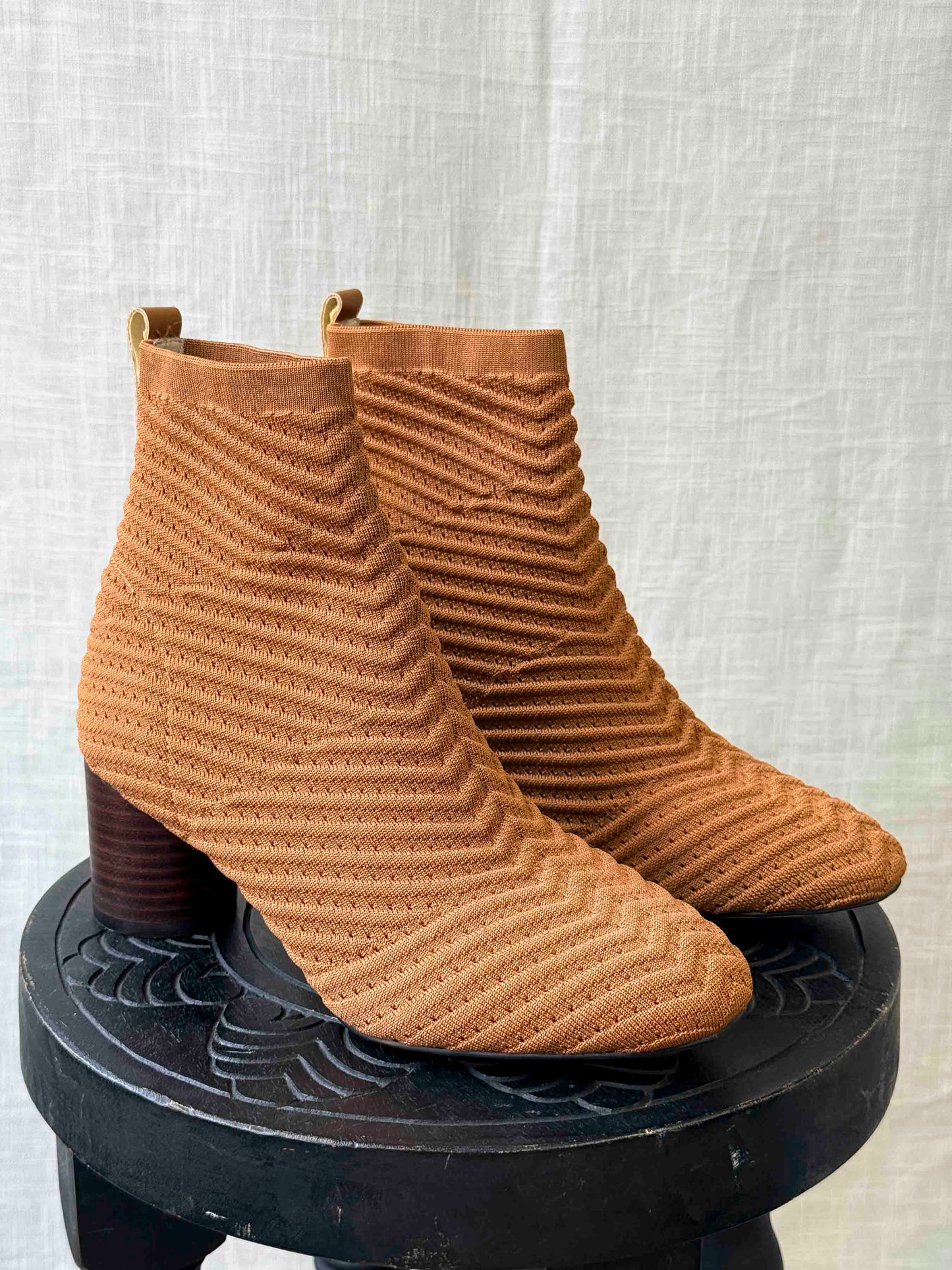 Unworn Sanctuary Brown Textured Ankle Boots - Size 8
