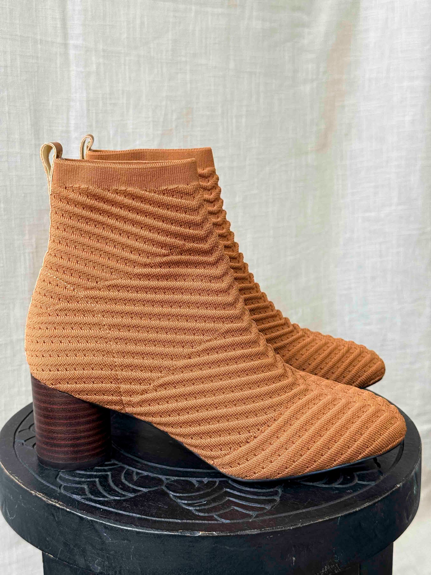 Unworn Sanctuary Brown Textured Ankle Boots - Size 8