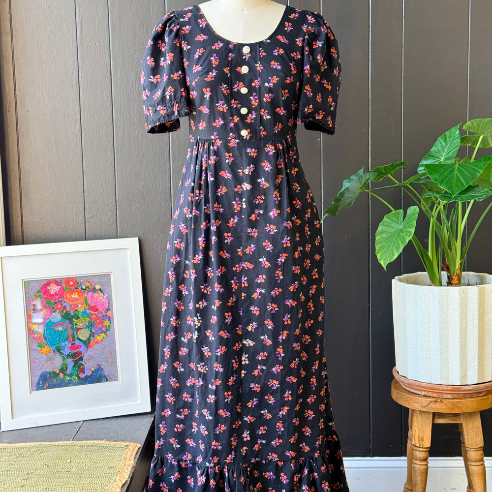 lace peasant dress Preloved Handmade with Lace-up Back Edythe Vincent Bridal Plus Size Off-shoulder Red All three pieces are Mens Size:11.0 EW