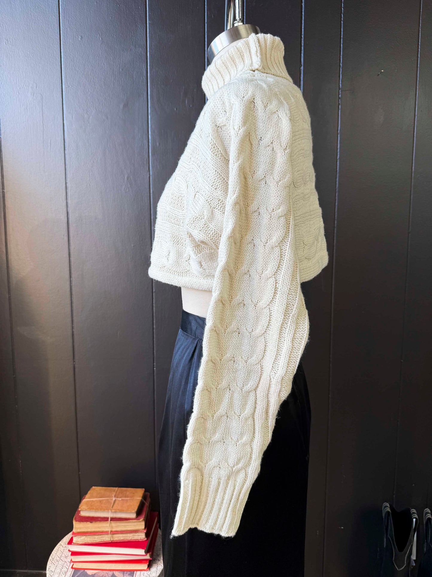Pre-loved Crop Cable Turtleneck Cream Sweater - Size S