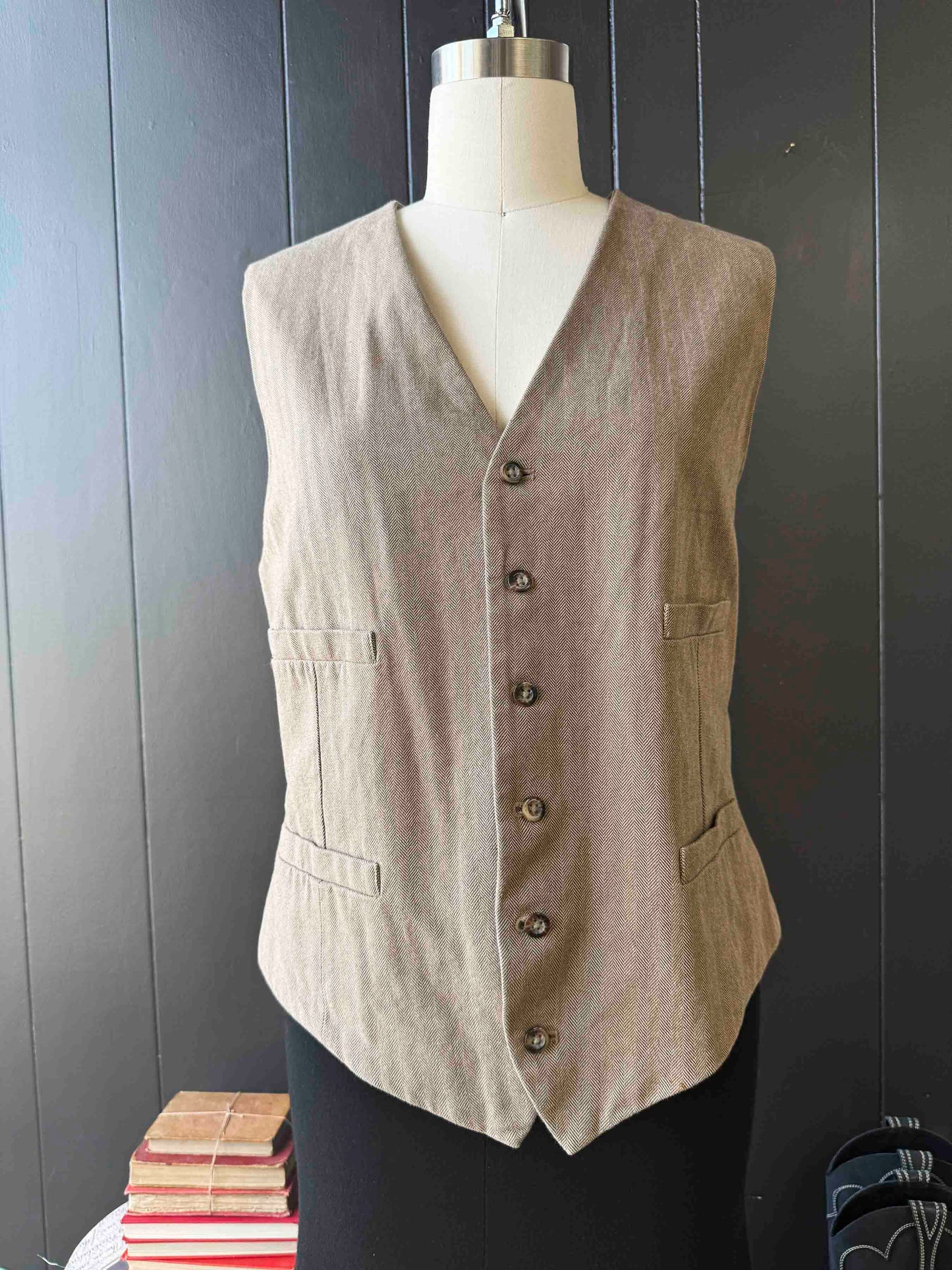 Pre-loved Tan Herringbone Vest - Size XL