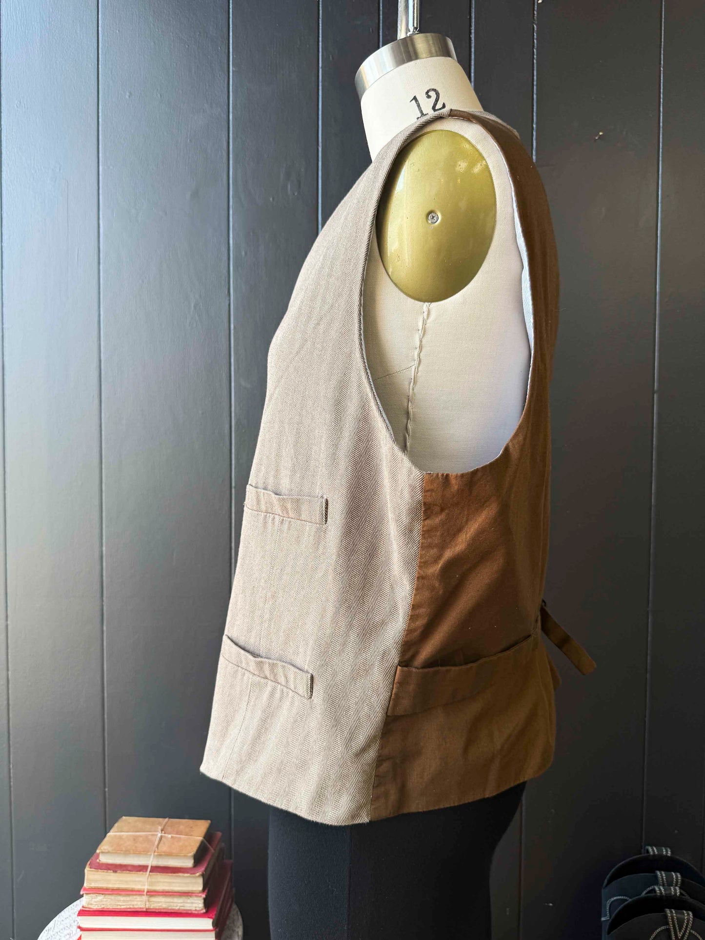 Pre-loved Tan Herringbone Vest - Size XL
