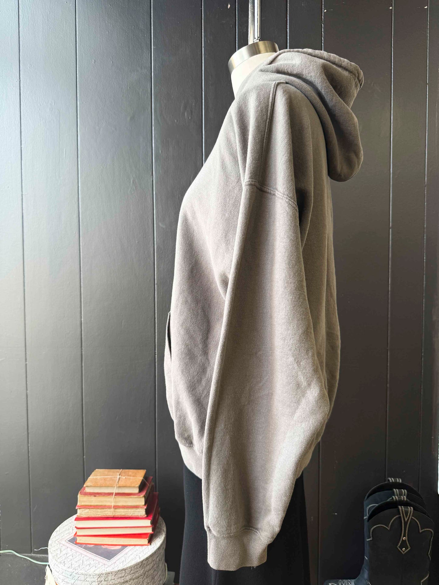 Pre-loved Africa Gray Hoodie - Size XL