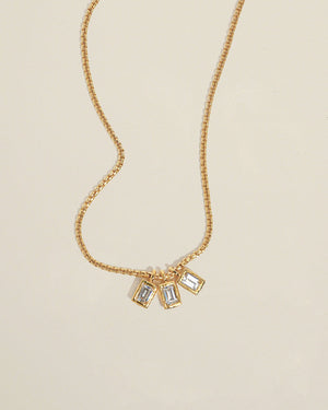 Avery Necklace Gold