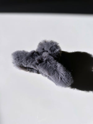 Giant Fluffy Vegan Fur Claw Hair Clip