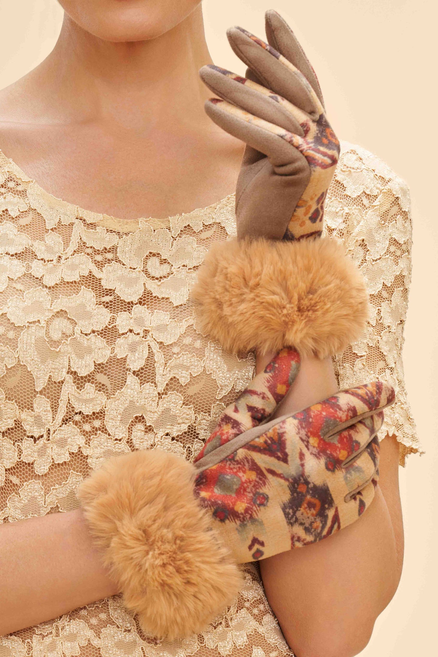 Bernadette Gloves - Warm Ikat