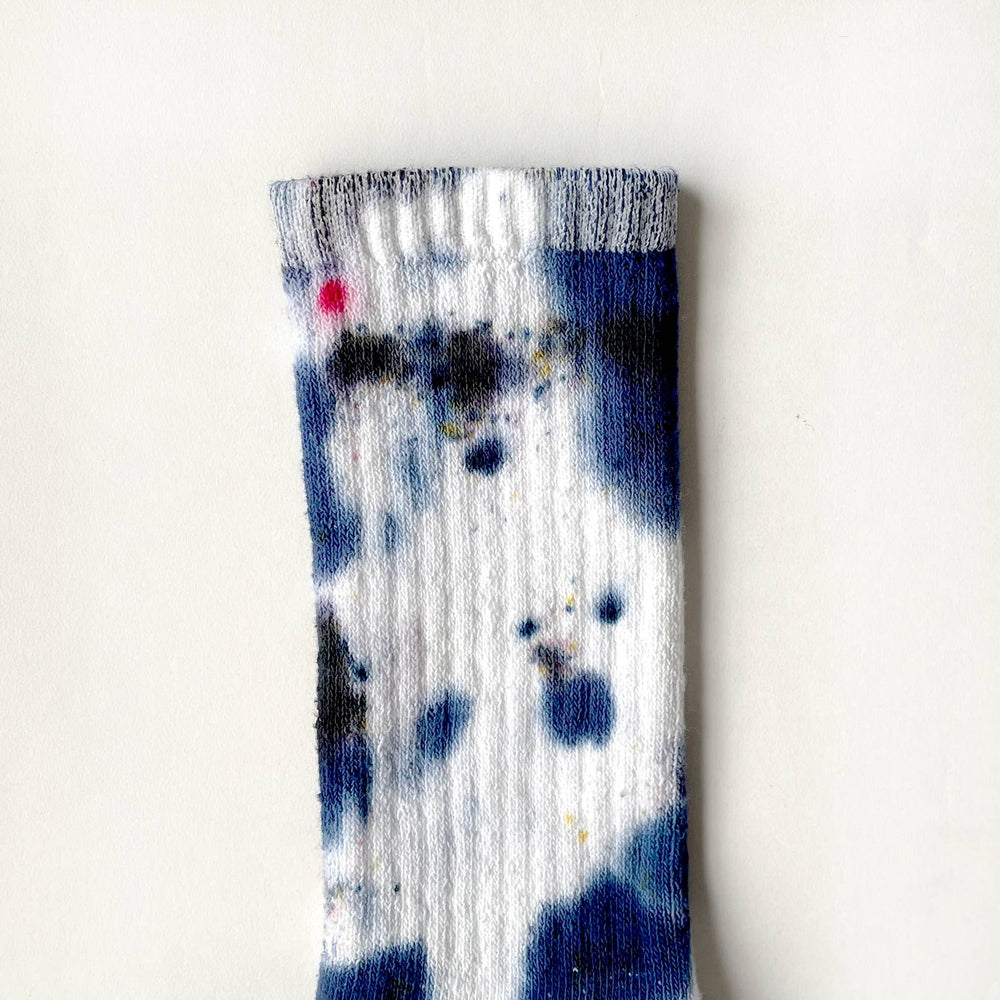 
                      
                        Wavy Navy XL Sock
                      
                    