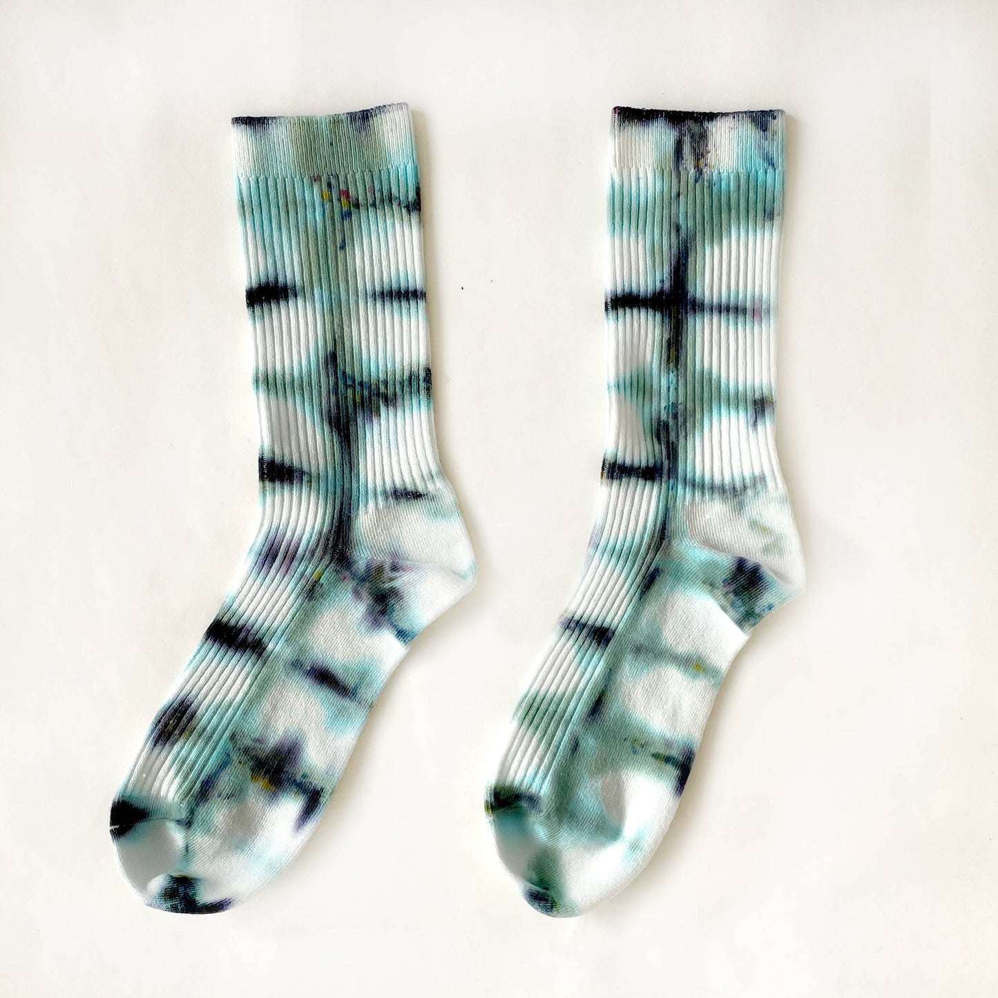 Scoot Tie-Dye Dressy Socks